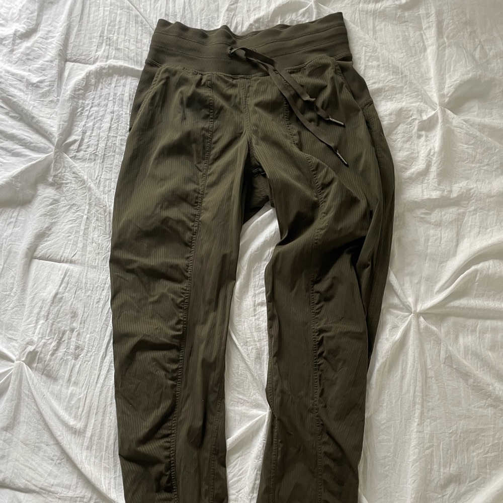 Lululemon joggers